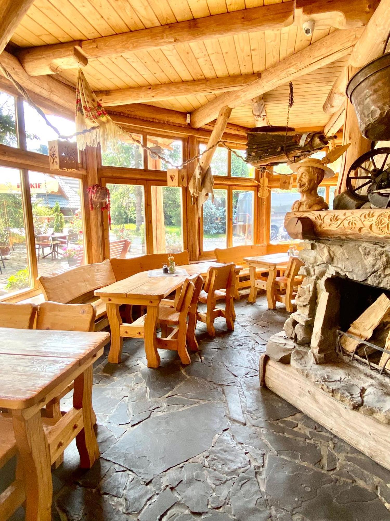 Zajazd Bialczanski Dom Wypoczynkowy Restauracja Białka Esterno foto