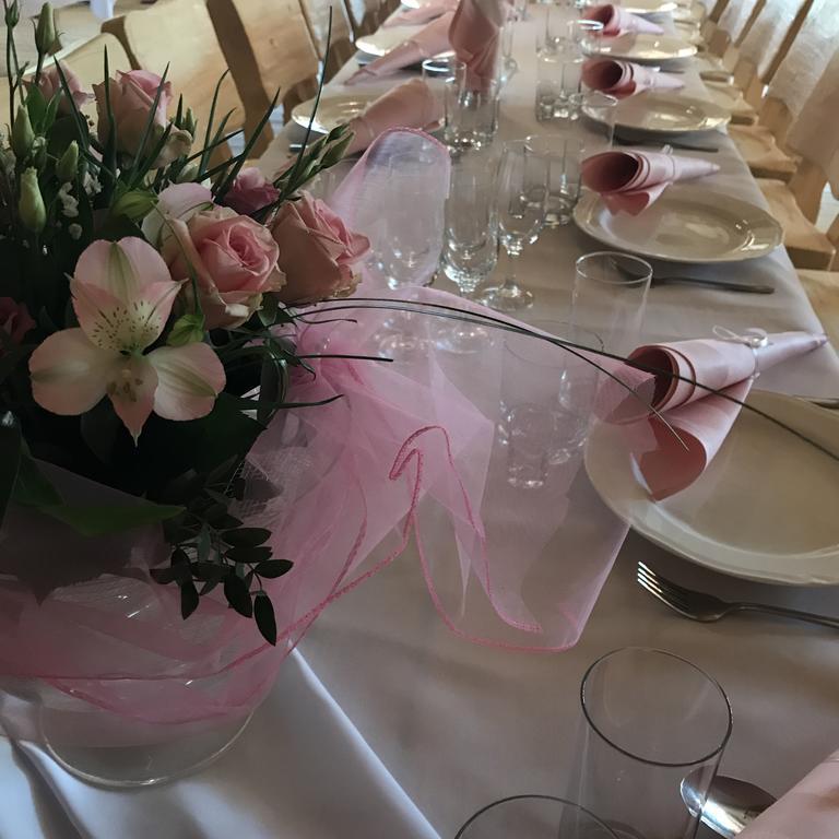 Zajazd Bialczanski Dom Wypoczynkowy Restauracja Białka Esterno foto